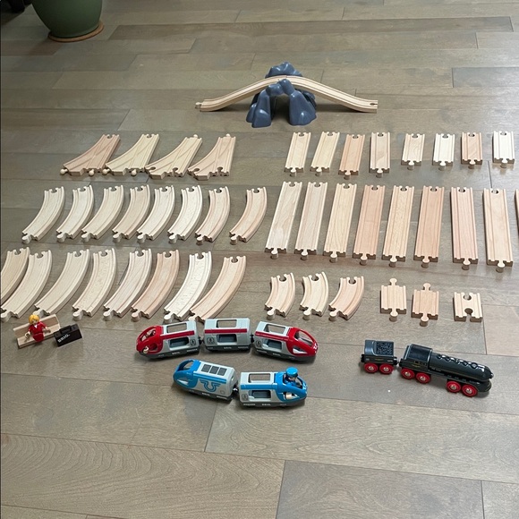 Brio Train Set - Picture 9 of 14